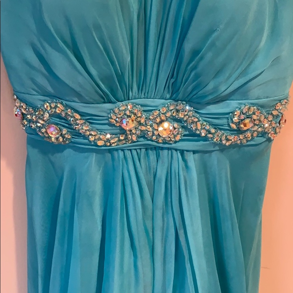 Prom dress. - Picture 5 of 6